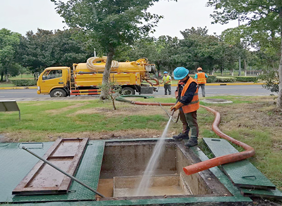 蓝田化油池清理